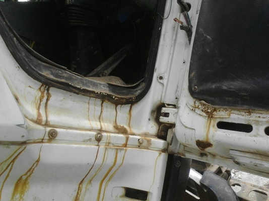 รถอีซูซุ  10  ล้อ โม่ปูน  FRZ441 เปลื่ยนเครื่อง  260 แรงม้า.     สนใจติดต่อ  081 - 6079515