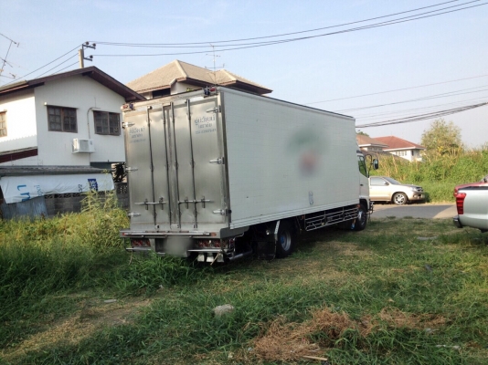 ขาย 6 ล้อ ฮีโน่ เมก้า 175 แรง ปี 53 ตู้เปียก ยาว 6.5 ม. สภาพเดิมสวยพร้อมใช้  จัดแนนท์ได้ครับ สนใจติดต่อ 081-9420141  ,  081-5715326