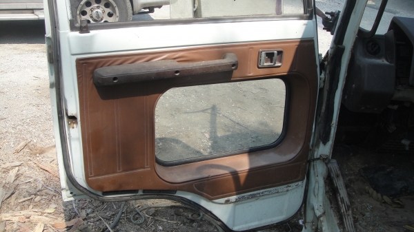 หัว HINO F18 บางๆเดิมๆไม่ผุ ขาหน้า-หลัง กรอง กันชน ของครบ ราคาถูก