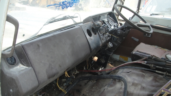 หัว HINO F18 บางๆเดิมๆไม่ผุ ขาหน้า-หลัง กรอง กันชน ของครบ ราคาถูก