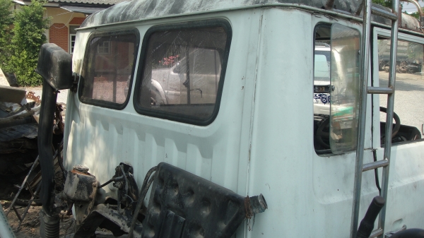 หัว HINO F18 บางๆเดิมๆไม่ผุ ขาหน้า-หลัง กรอง กันชน ของครบ ราคาถูก