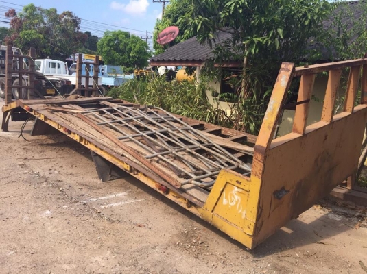 กระบะท้ายลาด บรรทุกแบคโฮ มีสะพานขึ้น