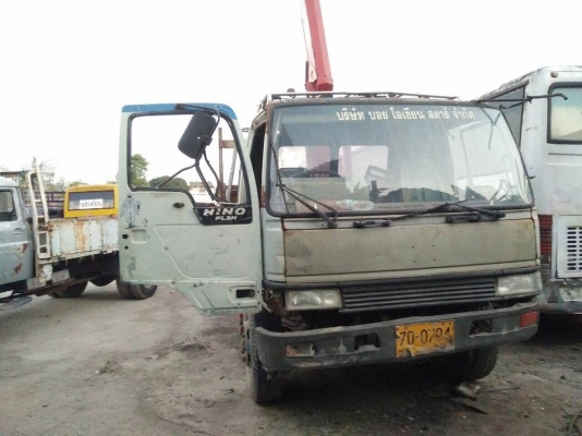 10 ล้อ ติดเครน 3.6 ตัน