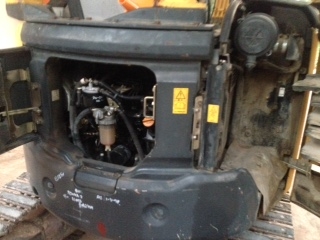 ขายรถแม็คโคร KOMATSU PC30MR-2