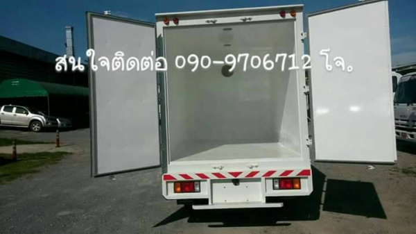 รถบรรทุก ISUZU NLR  4 ล้อเล็ก 130 แรงม้า ต่อตู้อลูมิเนียมน้ำหนักเบา