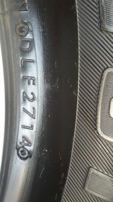 ขายล้อแม็กd-max 17" ยางปี14 สนใจติดต่อ ตาเล็ก ล้อและยางครับ 081-3747940 ขายล้อแม็กd-max 17" ยางปี14 สนใจติดต่อ ตาเล็ก ล้อและยางครับ 081-3747940