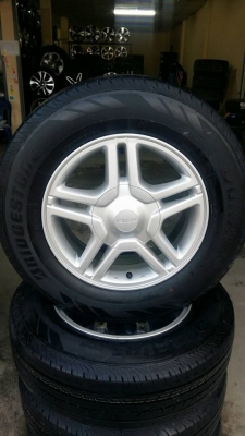 ขายล้อแม็กป้ายแดง d-max 16" ยางปี16 สนใจติดต่อ ตาเล็ก ล้อและยางครับ 081-3747940