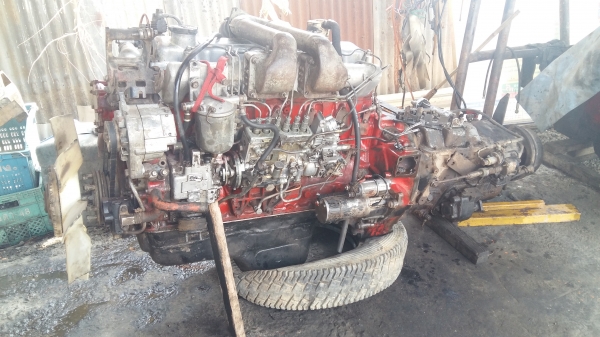 ขายเครื่อง hino epเทอร์โบ 280 แรง พร้อมเกียร์