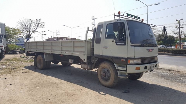 FF3H 6ล้อ ยาว 7.20 ห้างแท้ เครื่อง 195 แรง เครื่องดีไม่หลวม คัสซีสวย ขายตัด 550,000