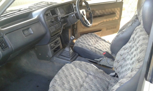 ขายมาสด้าไฟเต้อปี98เครื่องดีเซลเดิมๆแน่นพวงมาลัยเพาเวอร์คัตซีสวยกริ๊บรถบางๆไม่มีผุแอร์เย็นเบรกดีเฟืองท้ายเกียไม่หอนไม่หลุดกระจกไฟฟัาพร้อมไช้ไดัเลย