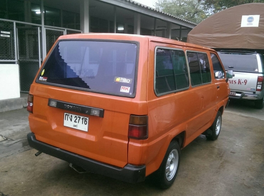 toyota km36 รถตู้เล็ก