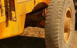 รถตักล้อยาง KOMATSU JH30 เอวแข็ง ต่อแขน ขยายบุ้งกี๋ ครบ พร้อม ตักใส่10ล้อได้ เครื่อง/ปั้ม เดิมๆ แรงดี เกียร์/ช่วงล่าง ดี คล่องตัว ไฮดรอลิก ดี ยางได้ บอดี้สวย สีสันดี พร้อมใช้งาน สัญญาซื้อขาย **ขาย KOMATSU JH30 รถตักล้อยาง เอวแข็ง ยอด