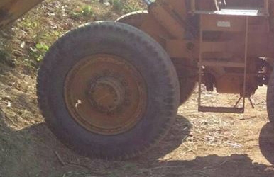 รถตักล้อยาง KOMATSU JH30 เอวแข็ง ต่อแขน ขยายบุ้งกี๋ ครบ พร้อม ตักใส่10ล้อได้ เครื่อง/ปั้ม เดิมๆ แรงดี เกียร์/ช่วงล่าง ดี คล่องตัว ไฮดรอลิก ดี ยางได้ บอดี้สวย สีสันดี พร้อมใช้งาน สัญญาซื้อขาย **ขาย KOMATSU JH30 รถตักล้อยาง เอวแข็ง ยอด