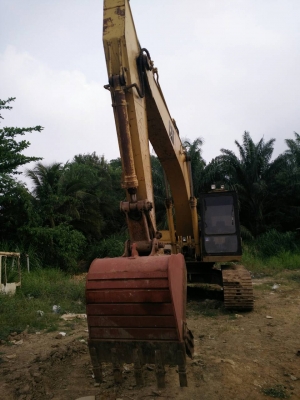 CAT E200 Bเครื่องS6K เอวแน่น ช่วงล่างเต็ม เอกสารเล่มทะเบียน CAT E200 Bเครื่องS6K เอวแน่น ช่วงล่างเต็ม เอกสารเล่มทะเบียน