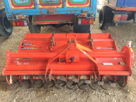 ขายรถไถคูโบต้า L4708SP พร้อมอุปกรณ์ครบชุด รถสวย ใช้งาน 600 ชม. สนใจโทร 081-9136451 ค่ะ