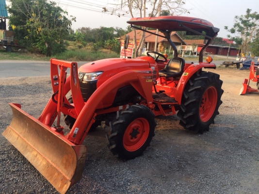 ขายรถไถคูโบต้า L4708SP พร้อมอุปกรณ์ครบชุด รถสวย ใช้งาน 600 ชม. สนใจโทร 081-9136451 ค่ะ