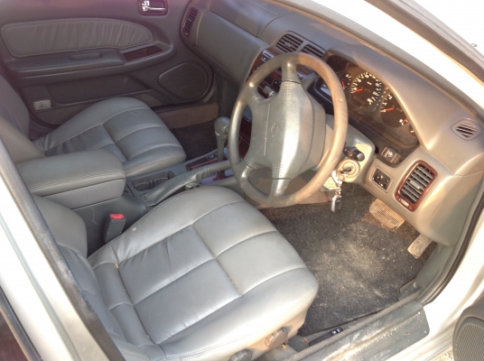 นิสสัน เซฟิโร่ ปี 2001 A32 ไฟท้ายแยก เครื่อง 2000 ออโต้