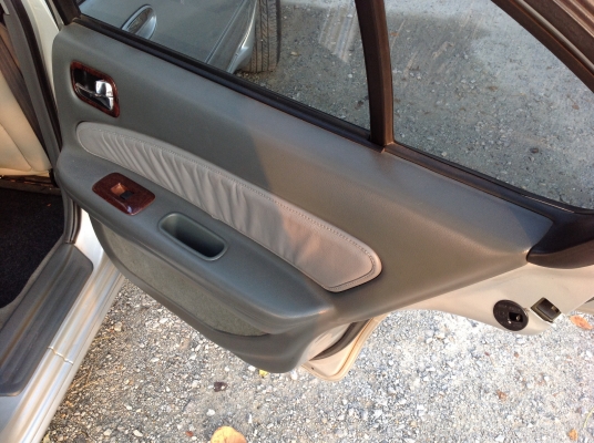 นิสสัน เซฟิโร่ ปี 2001 A32 ไฟท้ายแยก เครื่อง 2000 ออโต้