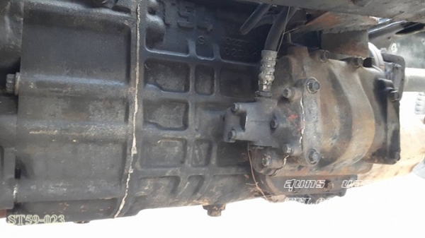 ขายด่วน รถบรรทุก 10 ล้อ MITSUBISHI FUSO 527MA / 190 แรง 2 เพลา (หัวคัซซี) พร้อมใช้งาน ราคาสุดคุ้ม