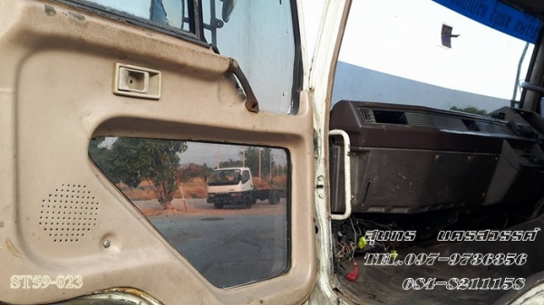 ขายด่วน รถบรรทุก 10 ล้อ MITSUBISHI FUSO 527MA / 190 แรง 2 เพลา (หัวคัซซี) พร้อมใช้งาน ราคาสุดคุ้ม