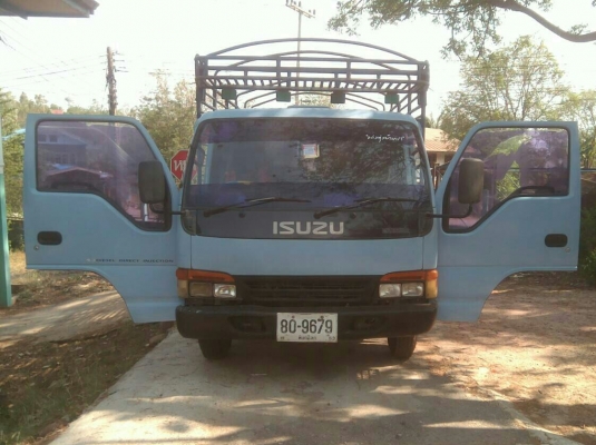 หกล้อ อีซูชุ NPR120ปี40ฝาขาว ยาว4.30ม สภาพดีสวยพร้อมใช้งาน ทะเบียนพร้อมโอน หกล้อ อีซูชุ NPR120ปี40ฝาขาว ยาว4.30ม สภาพดีสวยพร้อมใช้งาน ทะเบียนพร้อมโอน