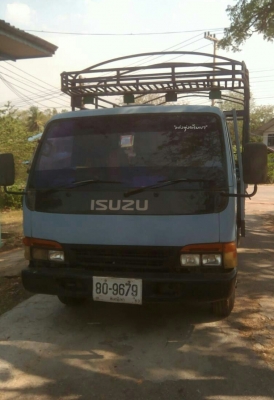 หกล้อ อีซูชุ NPR120ปี40ฝาขาว ยาว4.30ม สภาพดีสวยพร้อมใช้งาน ทะเบียนพร้อมโอน หกล้อ อีซูชุ NPR120ปี40ฝาขาว ยาว4.30ม สภาพดีสวยพร้อมใช้งาน ทะเบียนพร้อมโอน