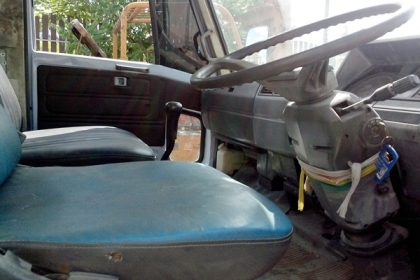 ขายรถบรรทุกหกล้อฮีโน่ KM779 เครื่อง 117 แรงม้าWO4D แน่นมากๆ ติดเครนทอดาโน 2.5 ตัน 5 ปลอก 4 ชักสวยๆ