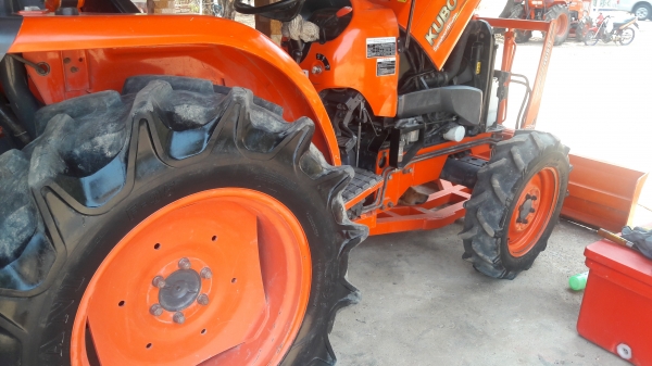 ขายรถไถคูโบต้าL4708ใบมีดผาล6และโรตารี้พร้อมใช้ครับ