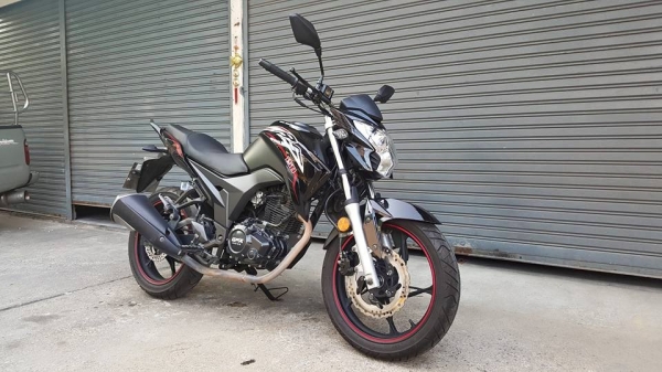 ขออนุญาติขาย Naked Bike GPX RACING 150 MODEL CR5 ปี 2015 ฟรีค่าโอน