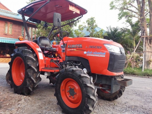 คูโบต้า L3608 4 WD พร้อมผาน 5 ตราช้าง ทำงาน 637 ชั่วโมง เอกสารเล่มทะเบียนครบ