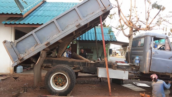 **269,000 บ.ต่อรอง/// 6ล้อดั้มดิน ISUZU TX-145 หัวยาว เครื่องเดิม เกียร์J 7เกียร์ถอย ช่วงล่างใหญ่ เฟืองท้าย FUSO (10ล้อ) คัสซีสวย หัวเก๋งดี พ.พาวเวอร์ เบรคลม แอร์หนาว ดั้มเหล็ก5ตัน3.80ม.ยิงหลัง ยาง900/20 สภาพ70\% พร้อมใช้ เล่มทะเบียน ภาษีเต็ม **ขาย ISUZU T **269,000 บ.ต่อรอง/// 6ล้อดั้มดิน ISUZU TX-145 หัวยาว เครื่องเดิม เกียร์J 7เกียร์ถอย ช่วงล่างใหญ่ เฟืองท้าย FUSO (10ล้อ) คัสซีสวย หัวเก๋งดี พ.พาวเวอร์ เบรคลม แอร์หนาว ดั้มเหล็ก5ตัน3.80ม.ยิงหลัง ยาง900/20 สภาพ70\% พร้อมใช้ เล่มทะเบียน ภาษีเต็ม **ขาย ISUZU T