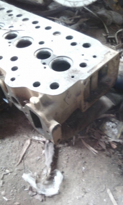 ขายฝาสูบ 6D31 สนใจสอบถาม 086-7383532