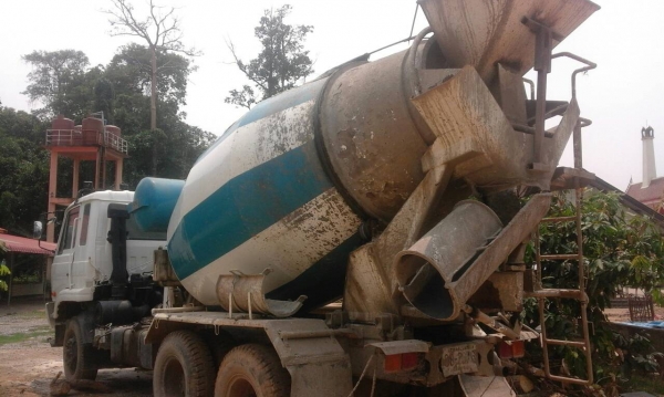 ขายรถโม่ปูน 7 คิว NISSAN รุ่น CW431M 250 TURBO ขายรถโม่ปูน 7 คิว NISSAN รุ่น CW431M 250 TURBO