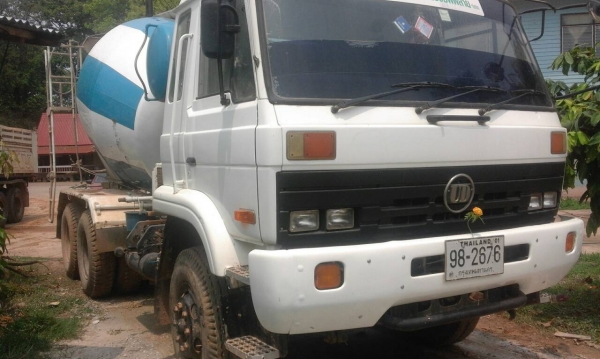 ขายรถโม่ปูน 7 คิว NISSAN รุ่น CW431M 250 TURBO ขายรถโม่ปูน 7 คิว NISSAN รุ่น CW431M 250 TURBO