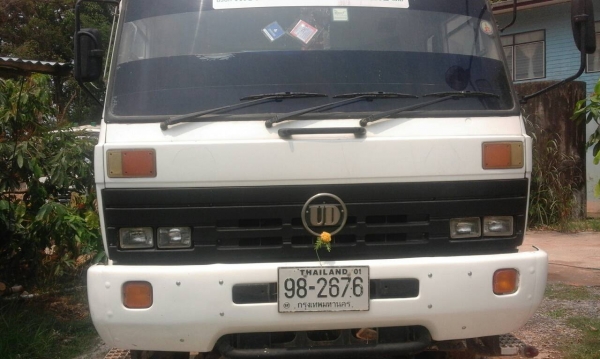 ขายรถโม่ปูน 7 คิว NISSAN รุ่น CW431M 250 TURBO