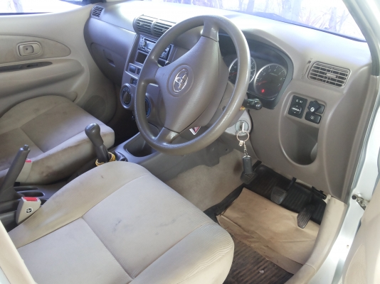 TOYOTA.avanza.1.5ตัวjรถบ้านใช้มือเดียว2ระบบแก๊สlpgเล่มพร้อม