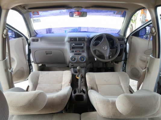 TOYOTA.avanza.1.5ตัวjรถบ้านใช้มือเดียว2ระบบแก๊สlpgเล่มพร้อม