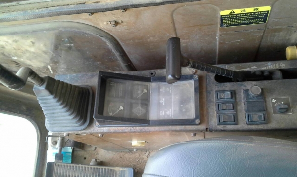 ขายรถแบคโฮ CAT E70 สวยพร้อมใช้แอร์เย็นเอกสารใบสัญญาซื้อขาย