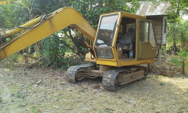 ขายรถแบคโฮ CAT E70 สวยพร้อมใช้แอร์เย็นเอกสารใบสัญญาซื้อขาย