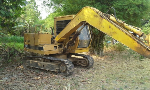 ขายรถแบคโฮ CAT E70 สวยพร้อมใช้แอร์เย็นเอกสารใบสัญญาซื้อขาย