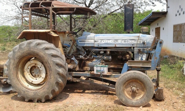 FORD 77T1เครื่องดีหาง3-7เล่มทะเบียน