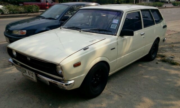 KE 36 แวน คลาสสิค ล้อกล้วย สวย แอร์หนาว พาวเวอร์พร้อม เครื่อง 4 เค 5 เกียร์