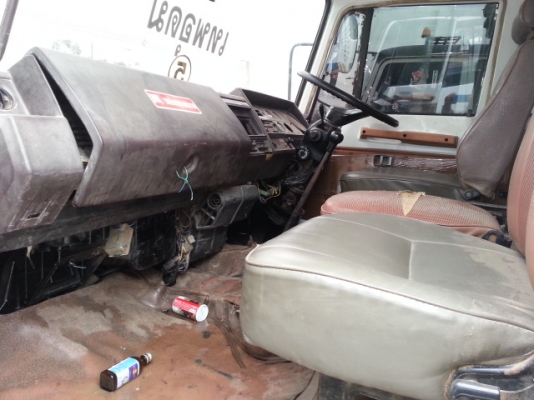 ขายด่วน SUMO227 220แรงสองเพลาดั้มสภาพพร้อมใช้สุดๆ ยางดี ค้ชซีสวยจัด เอกสารชุดโอนพร้อม รีบโทร 0801515451 0811838154