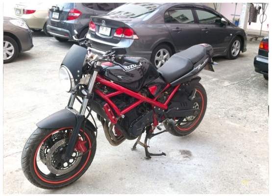 Suzuki  Bendit 400cc ทะเบียนแท้ + โอนทุกขนส่ง