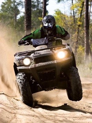 Atv Kawasaki 750 ขับเคลื่อน 4 ล้อ เกียรออโต มีสโลว์ พร้อมใช้