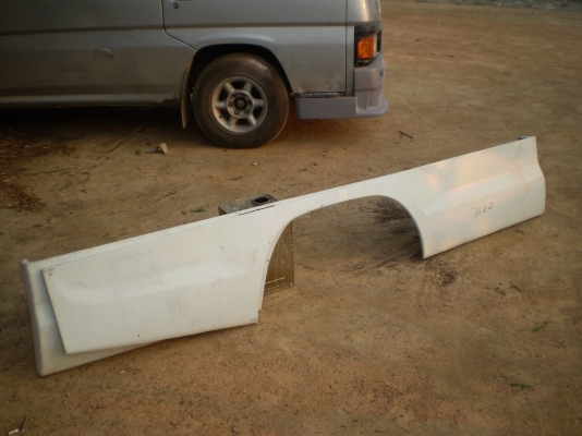 ขายชุดแต่งรถเก๋ง กระบะ รถบรรทุกทุกรุ่น ผลิตจากไฟเบอร์กลาสและพลาสติก ABS