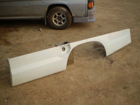 ขายชุดแต่งรถเก๋ง กระบะ รถบรรทุกทุกรุ่น ผลิตจากไฟเบอร์กลาสและพลาสติก ABS