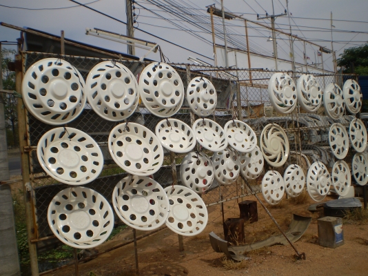 ขายชุดแต่งรถเก๋ง กระบะ รถบรรทุกทุกรุ่น ผลิตจากไฟเบอร์กลาสและพลาสติก ABS