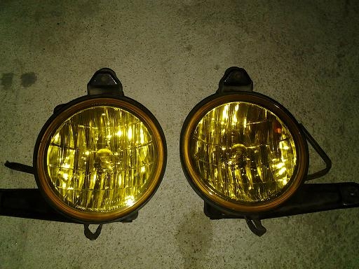 ขายไฟสปอร์ตไลท์ เหลือง KOTTO Japan