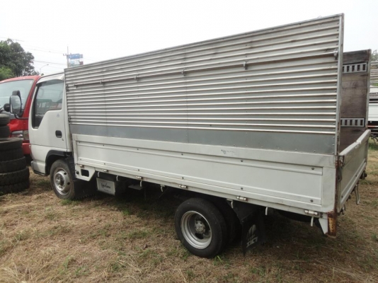 ขายรถบรรทุก 6 ล้อ ยี่ห้อ isuzu elf รุ่น npr เป็นเครื่อง 4hf (รถสไลด์) ขายรถบรรทุก 6 ล้อ ยี่ห้อ isuzu elf รุ่น npr เป็นเครื่อง 4hf (รถสไลด์)